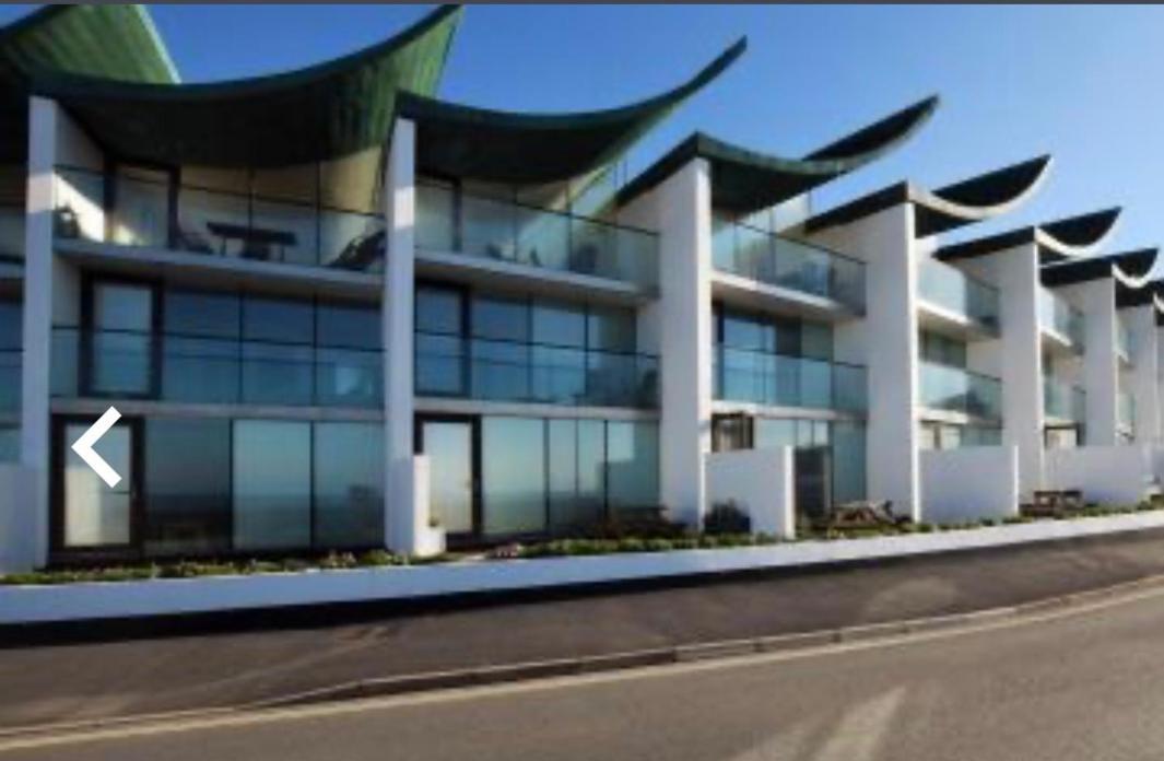 Westward Ho! Beachfront Luxury For 2 מראה חיצוני תמונה